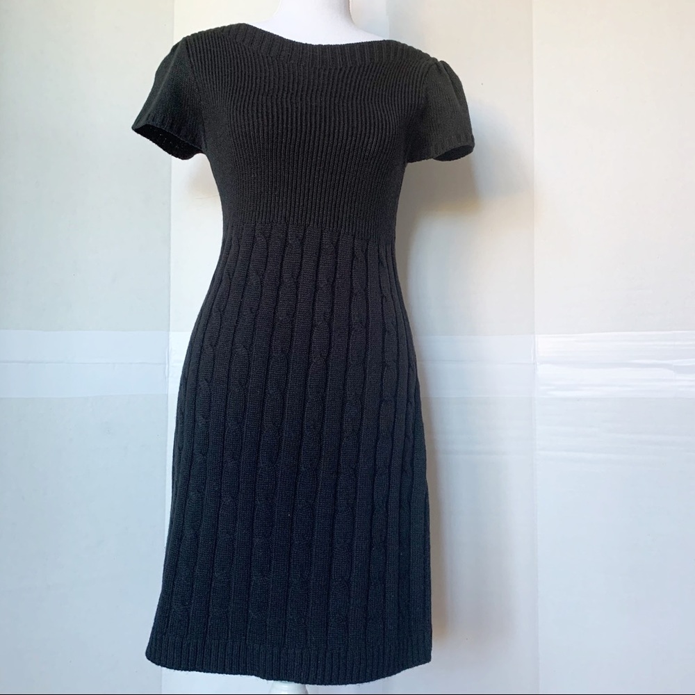 Nine West short‎ sleeve boat neck cable knit sweater dress in black
